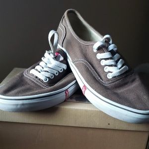 Levi's Canvas Shoes